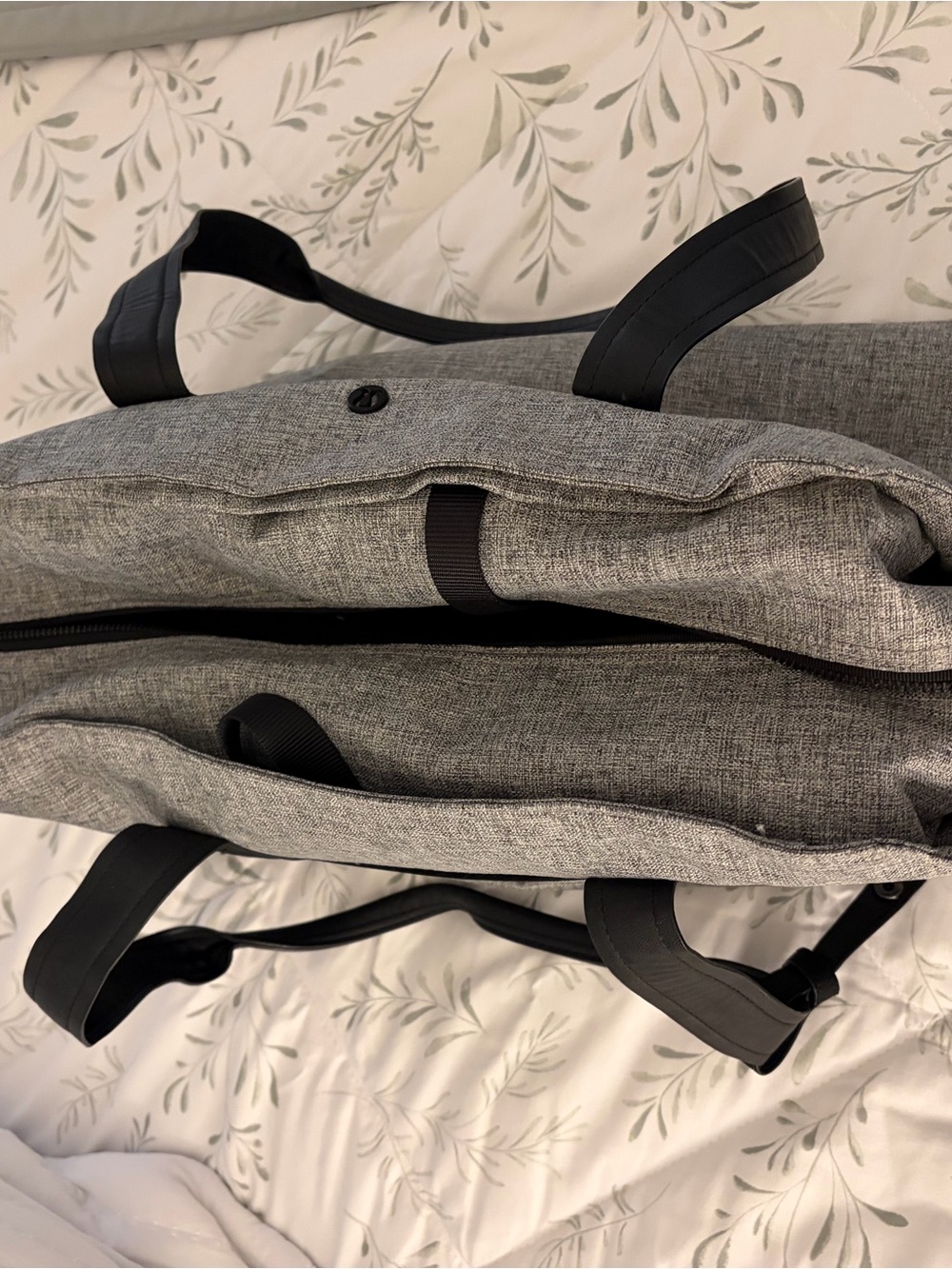 lululemon athletica Gray Travel Tote with Black Handles - Picture 3 of 5